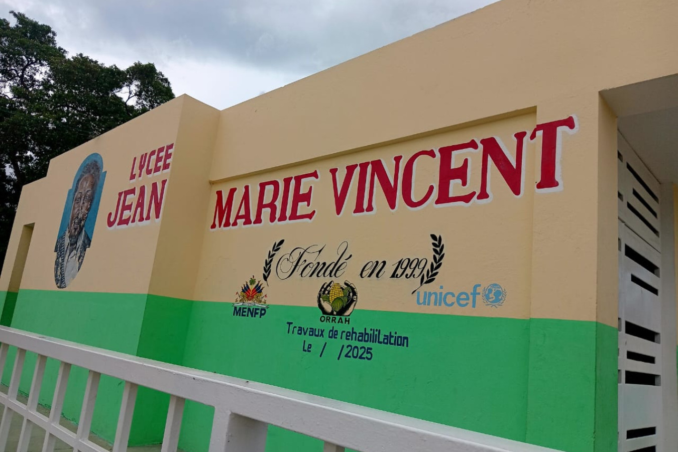Avancement des travaux de visibilité au lycee jean Marie Vincent