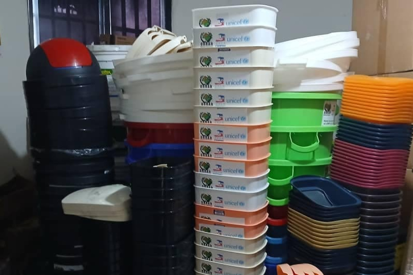 Dans le cadre de la mise en œuvre du projet :Réponse aux urgences PDIs dans les sites de ZMPP et dans les quartiers de Delmas 32 combinée au back to school dans 7 écoles, ORRAH en Partenariat avec L'UNICEF à distribué