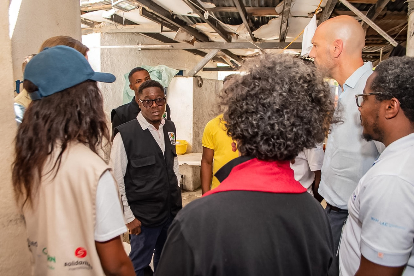 En mission en Haití, le Groupe des Directeurs d’Urgence. En compagnie des institutions etatiques dont la DGPC et le MSPP, des Agences des Nations-Unies dont OCHA et l’UNICEF partenaires de l’ORRAH dans le cadre des réponses WASH financés par le fonds USG.