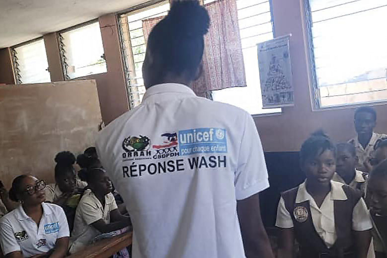 Promotion d'hygiène sur format de Club d'hygiène à l'Institution Mixte Zenith du savoir de Delmas 32